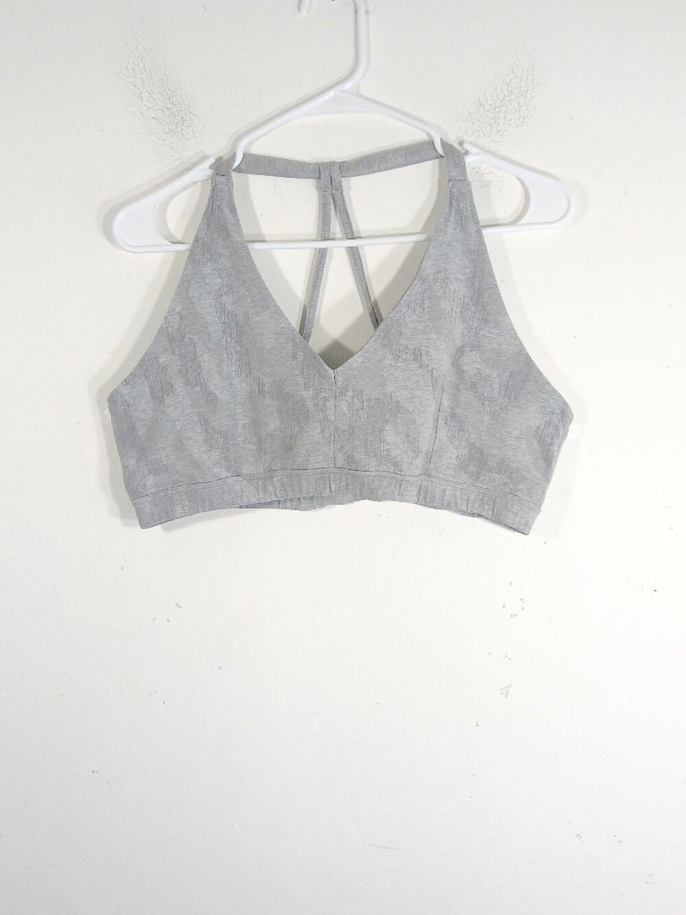 Athleta Women's Sports Bra XL Gray Strappy Racerback V Neck Activewear